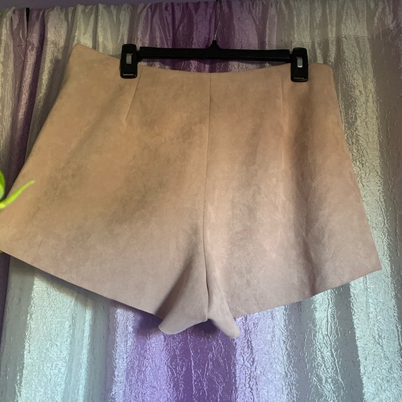 COMFY ROSE COLORED SKORT - Picture 2 of 4